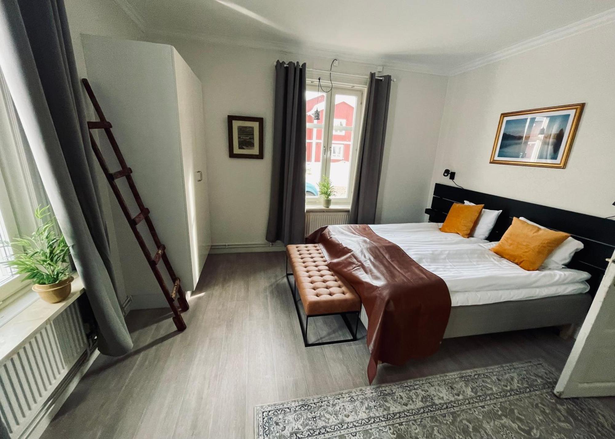 Telegrafen Aparthotel Свег Екстериор снимка